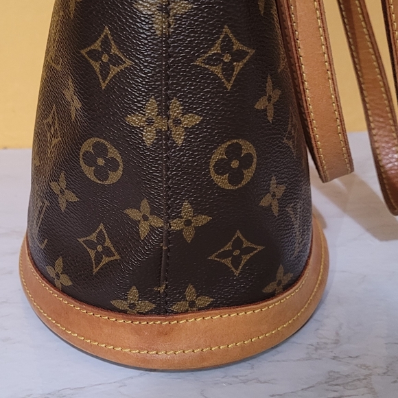 LV Bucket 23 - Picture 12 of 14